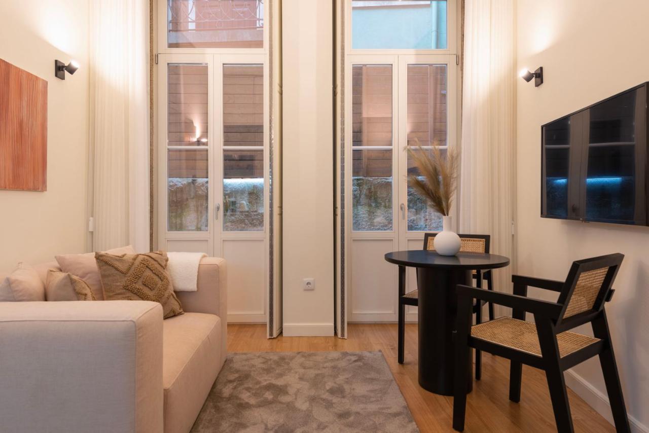 Mouzinho Da Silveira 215 By Lovelystay Porto Exterior foto