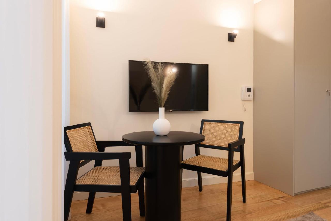 Mouzinho Da Silveira 215 By Lovelystay Porto Exterior foto