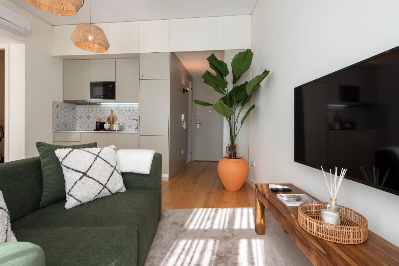 Mouzinho Da Silveira 215 By Lovelystay Porto Exterior foto