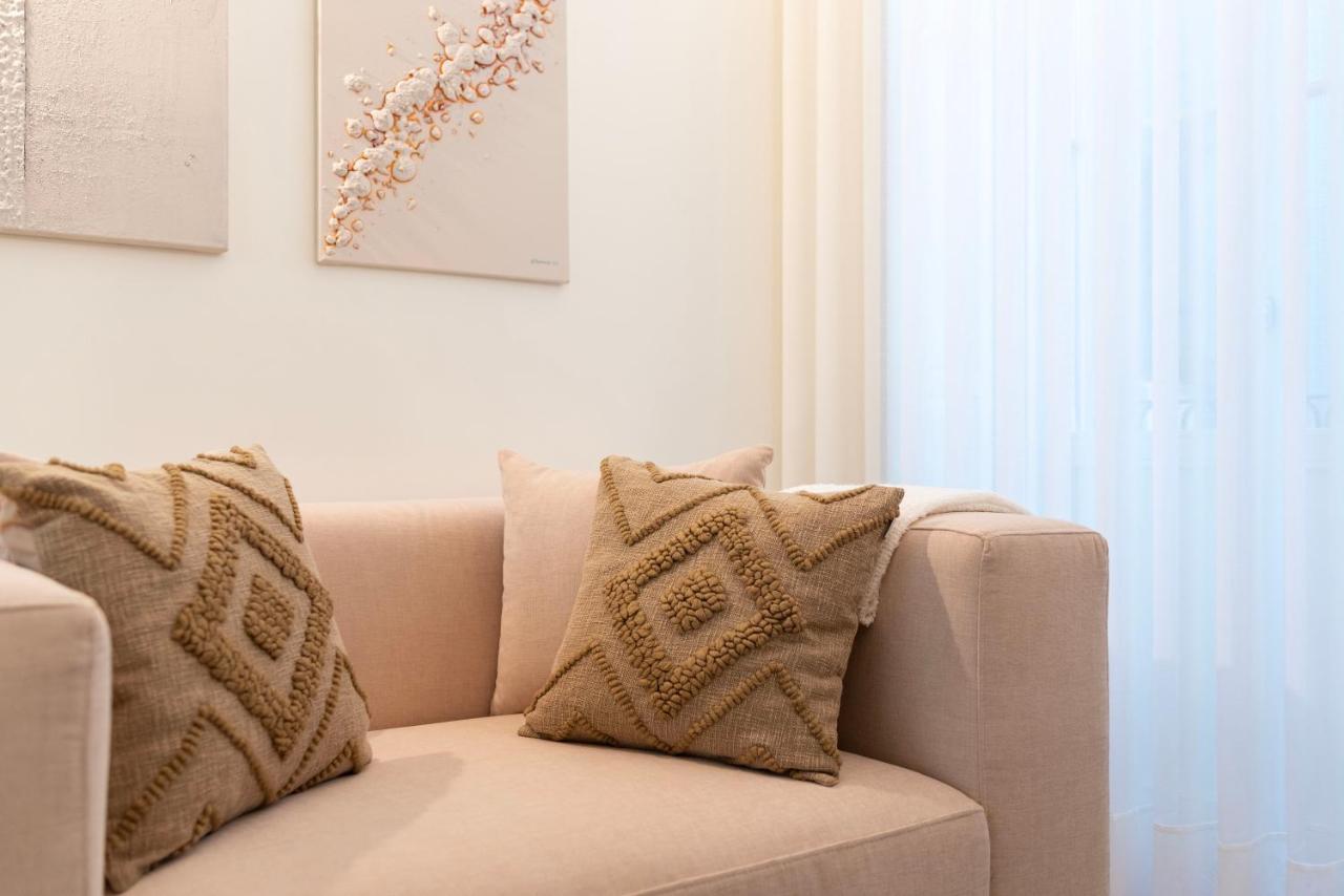 Mouzinho Da Silveira 215 By Lovelystay Porto Exterior foto