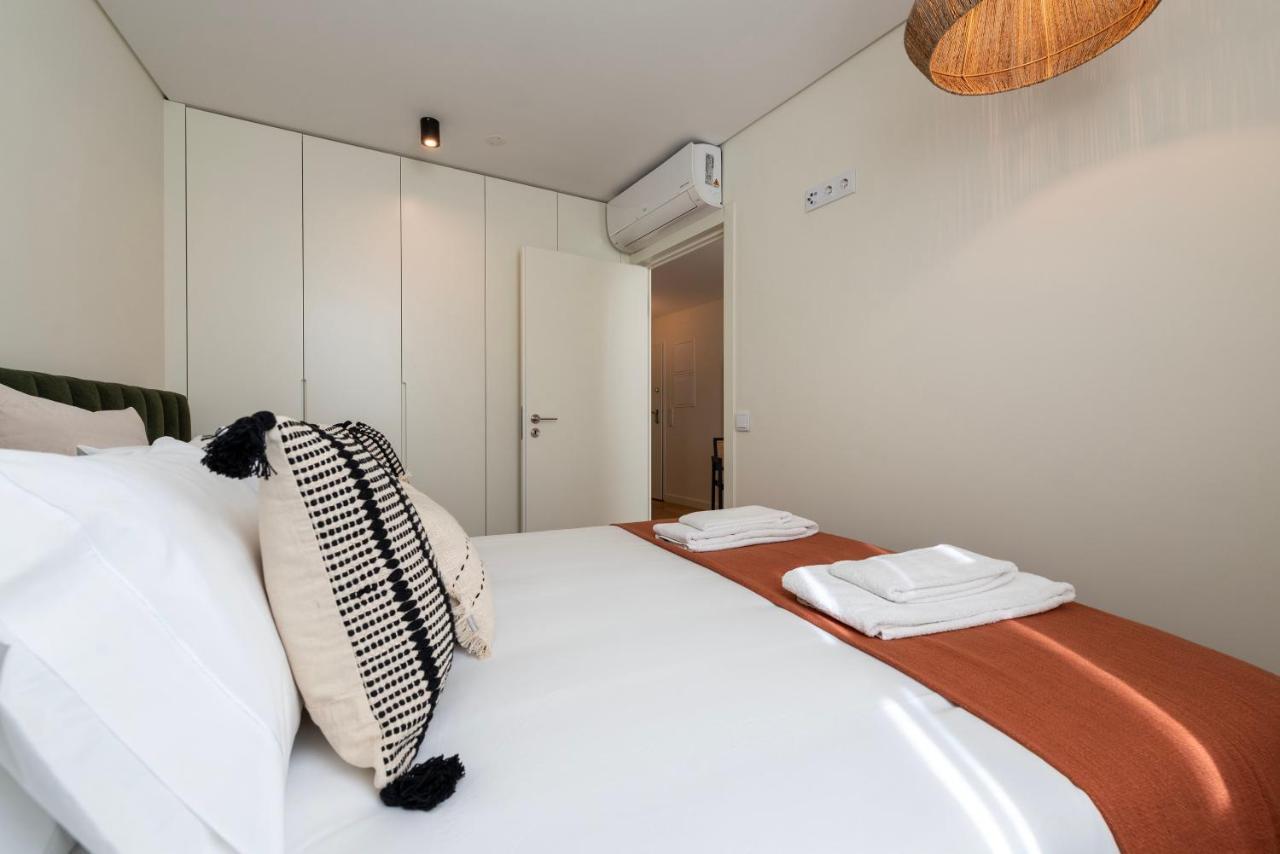 Mouzinho Da Silveira 215 By Lovelystay Porto Exterior foto
