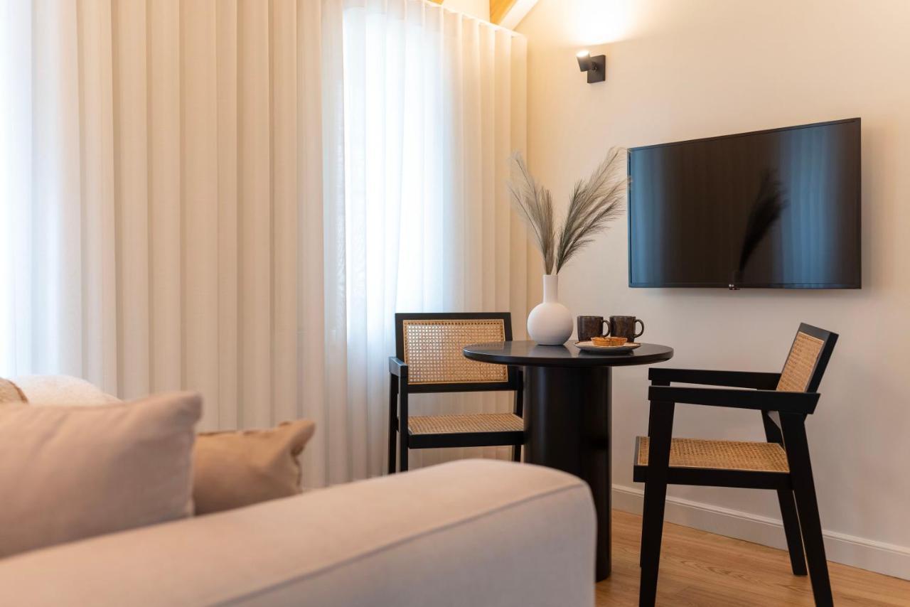 Mouzinho Da Silveira 215 By Lovelystay Porto Exterior foto